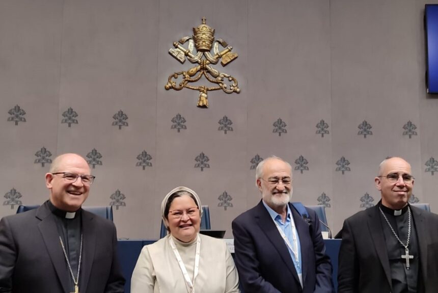 A sinodalidade não é uma técnica, mas um estilo que exige escuta e conversão.