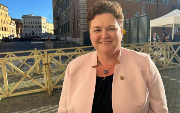 “El sínodo fue un impulso; ahora hay que jugar el partido”: sinodalidad, migrantes y comunidad según Mar Muñoz-Visoso