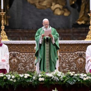 León XIV reafirma su compromiso “con una Iglesia totalmente sinodal, totalmente ministerial”