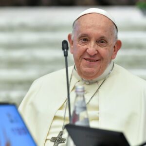 Cristina Inogés: el camino sinodal de Francisco nace de la vida, los procesos y la escucha del Espíritu