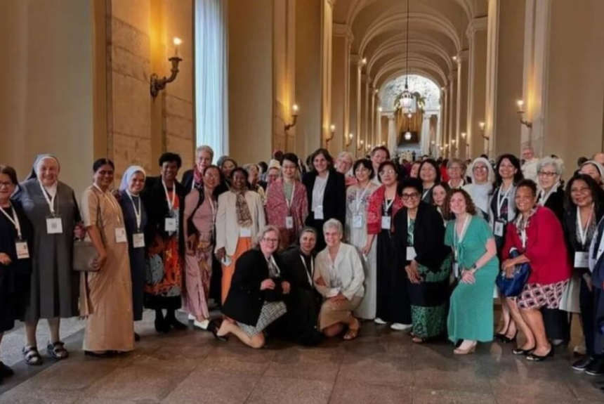 Diseño sin título (4) Vaticano publica informe sobre el papel de las mujeres en la Iglesia: cultura, corresponsabilidad y cambios en camino