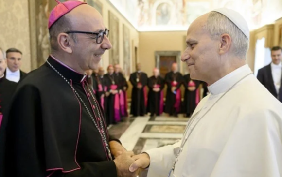 Cuaresma (30) “Caminar juntos, caminar unidos”: la mirada de Monseñor Martínez de Aguirre sobre la sinodalidad con el Papa León XIV
