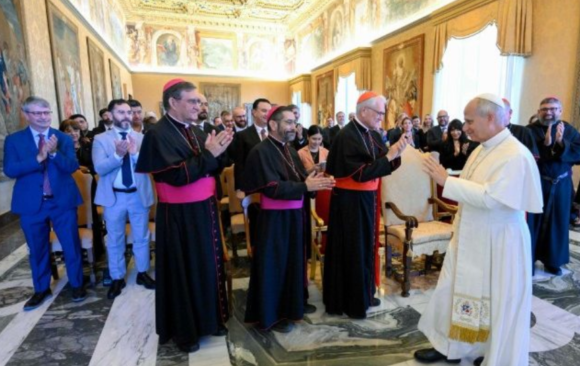 Cuaresma (55) Papa León XIV: la experiencia sinodal enseña a escuchar las diferencias y buscar el bien de todos