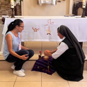 Religiosas y laicas lideran iniciativas para impulsar la sinodalidad en El Salvador