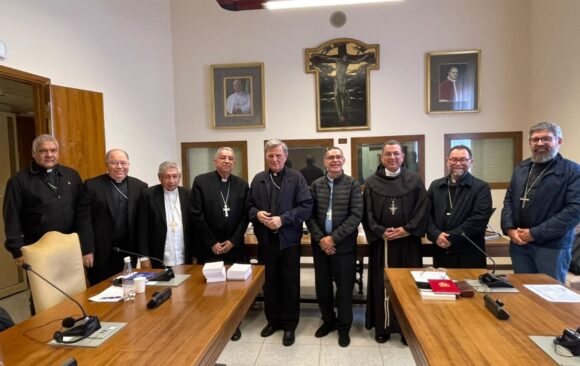 Publicación de blog 'Obispos panameños fortalecen sinodalidad y misión evangelizadora durante visita Obispos panameños fortalecen sinodalidad y misión evangelizadora durante visita ad limina en Roma